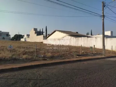 Lote/Terreno à venda, 444m² no Saraiva, Uberlândia