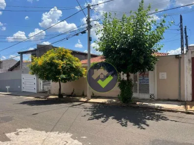 Casa com 3 Quartos à venda, 188m² no Vila Cardia, Bauru