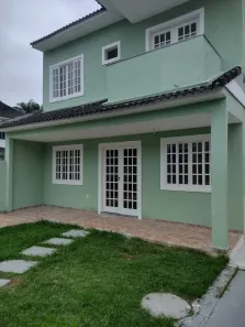 Casa de Condomínio com 4 Quartos para alugar, 200m² no Vargem Grande, Rio de Janeiro