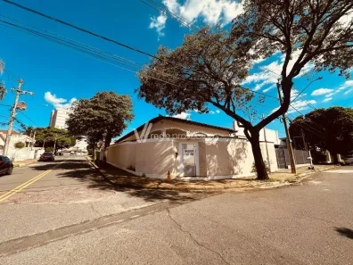 Casa com 3 Quartos à venda, 209m² no Vila Nova Valinhos, Valinhos