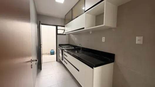 Casa de Condomínio com 3 Quartos para alugar, 110m² no SIM, Feira de Santana