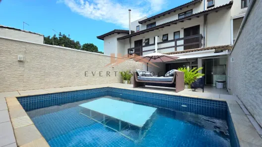 Casa de Condomínio com 4 Quartos para venda ou aluguel, 180m² no Bairro de Juquehy, São Sebastião