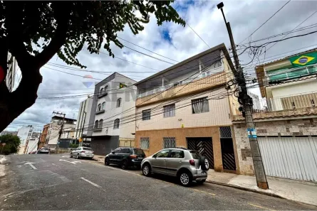 Casa com 5 Quartos à venda, 239m² no Centro, Juiz de Fora