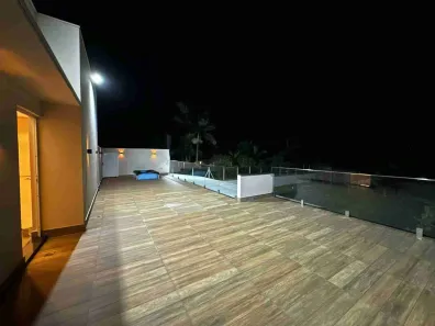 Casa com 3 Quartos para alugar, 280m² no Recreio, Londrina