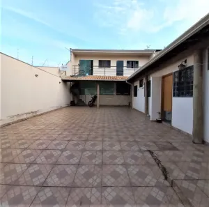 Casa com 10 Quartos à venda, 280m² no Vila Engler, Bauru