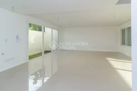 Casa de Condomínio com 3 Quartos à venda, 280m² no Vila Assunção, Porto Alegre