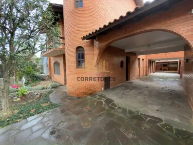 Sobrado com 3 Quartos para alugar, 490m² no Igara, Canoas