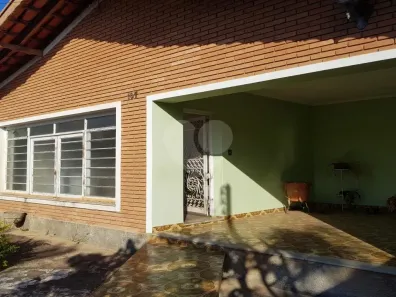 Casa com 2 Quartos à venda, 134m² no Centro, Vinhedo