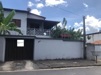 Casa com 2 Quartos à venda, 180m² no Parque Havai, Eusébio