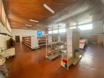 Galpão/Depósito/Armazém para alugar, 280m² no Centro, Jaú