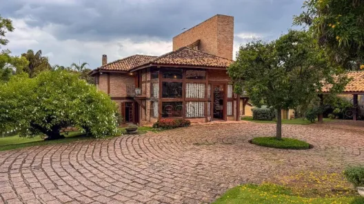 Fazenda/Sítio com 4 Quartos à venda, 2279m² no Distrito Industrial de Micro e Pequena Empresa - DIMPE II, Indaiatuba