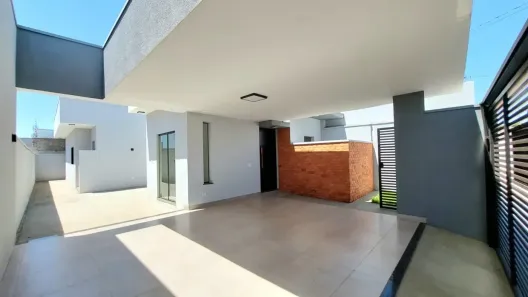 Casa com 3 Quartos à venda, 116m² no Jardim Itacaré, Presidente Prudente
