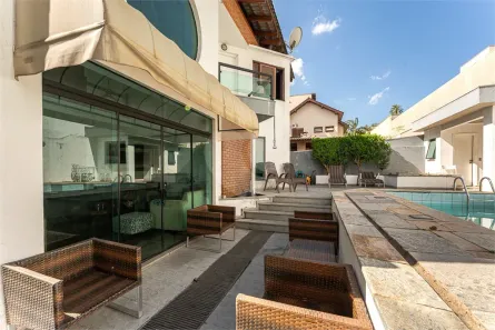 Casa de Condomínio com 4 Quartos para venda ou aluguel, 305m² no Alphaville, Santana de Parnaíba