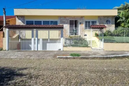 Casa com 4 Quartos à venda, 280m² no Teresópolis, Porto Alegre