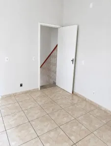 Apartamento com 1 Quarto para alugar, 40m² no Centro, Nilópolis