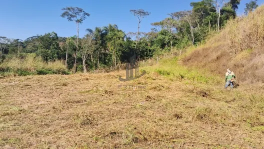 Lote/Terreno à venda, 452m² no Vila Santa Cecília, Volta Redonda