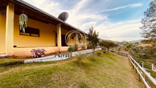 Fazenda/Sítio com 3 Quartos à venda, 190m² no Bairro do Souza, Monteiro Lobato