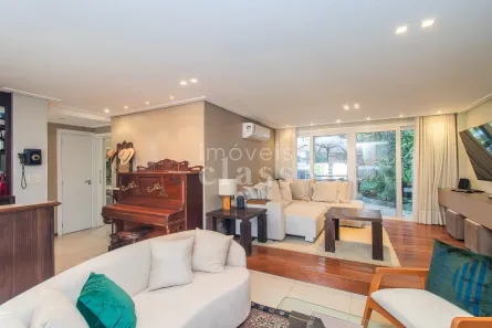Casa com 3 Quartos à venda, 270m² no Boa Vista, Porto Alegre