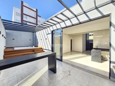 Casa com 4 Quartos à venda, 288m² no Centro, Divinópolis