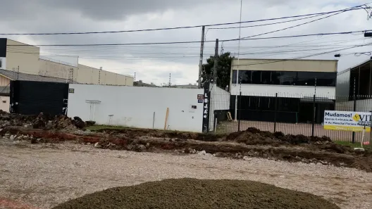 Galpão/Depósito/Armazém para alugar, 800m² no Boqueirão, Curitiba