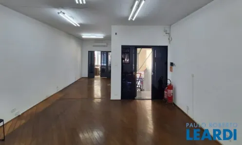 Casa com 3 Quartos para alugar, 180m² no Perdizes, São Paulo