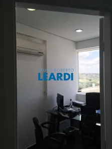 Sala Comercial à venda, 42m² no Tamboré, Santana de Parnaíba