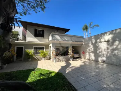 Casa com 3 Quartos à venda, 250m² no Jardim Paulista, São Paulo