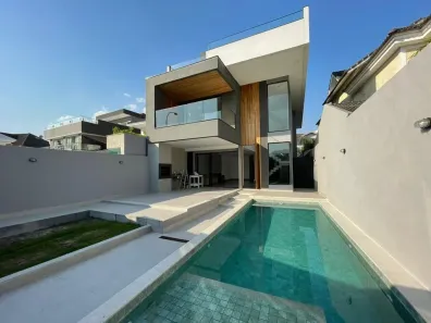 Casa com 4 Quartos à venda, 280m² no Barra da Tijuca, Rio de Janeiro