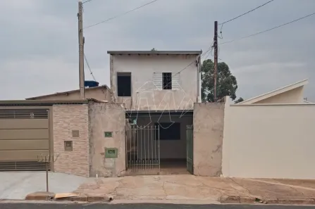 Casa com 3 Quartos à venda, 132m² no Jardim América (Vila Xavier), Araraquara