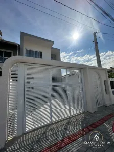 Sobrado com 3 Quartos à venda, 156m² no José Amândio, Bombinhas