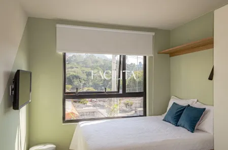 Apartamento com 1 Quarto para alugar, 16m² no Carvoeira, Florianópolis