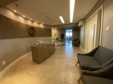 Imóvel Comercial à venda, 300m² no Marapé, Santos