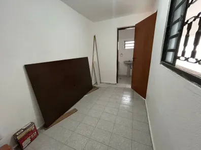 Casa com 4 Quartos à venda, 200m² no Vila Iapi, Taubaté