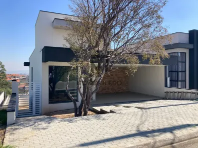 Casa de Condomínio com 4 Quartos à venda, 220m² no Caçapava Velha, Caçapava