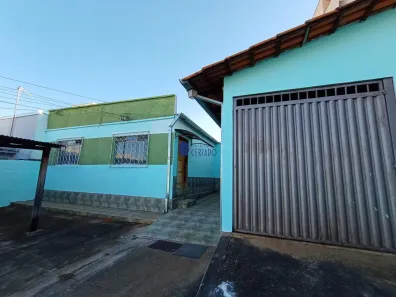 Casa com 3 Quartos à venda, 165m² no Maracanã, Anápolis