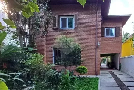 Sobrado com 3 Quartos à venda, 302m² no Campo Belo, São Paulo
