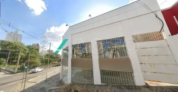 Prédio Comercial com 7 Quartos para venda ou aluguel, 548m² no Cambuí, Campinas