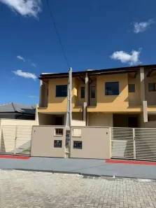 Sobrado com 2 Quartos à venda, 85m² no Forquilhas, São José