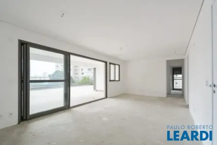 Apartamento com 2 Quartos à venda, 230m² no Vila Mariana, São Paulo