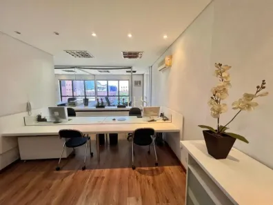 Sala Comercial para alugar, 67m² no Enseada do Suá, Vitória