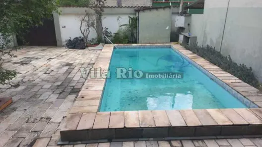 Casa com 4 Quartos à venda, 182m² no Vila Kosmos, Rio de Janeiro