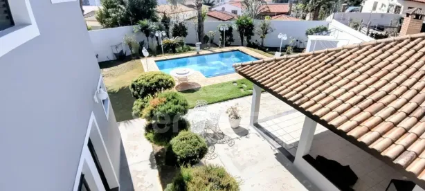Sobrado com 4 Quartos para alugar, 357m² no Chácara Primavera, Campinas