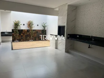 Casa com 3 Quartos à venda, 200m² no Laranjeiras, Uberlândia