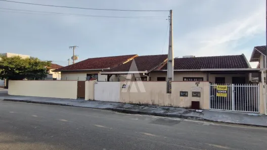Casa com 3 Quartos à venda, 190m² no Boa Vista, Joinville