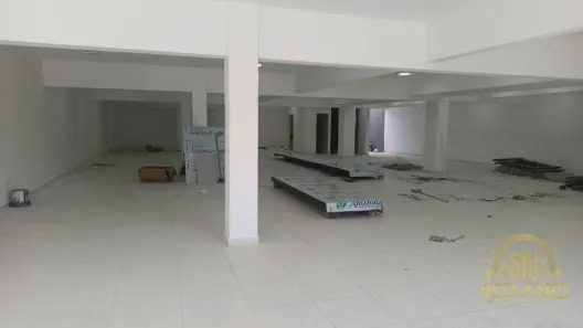 Prédio Comercial para alugar, 1200m² no Tambauzinho, João Pessoa