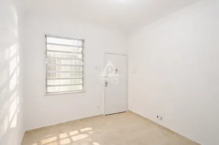 Apartamento com 1 Quarto à venda, 32m² no Leme, Rio de Janeiro