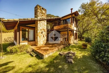 Casa com 2 Quartos à venda, 160m² no Araras, Petrópolis