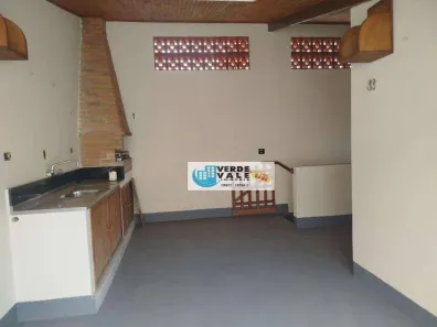 Sobrado com 4 Quartos à venda, 213m² no Jardim Ismênia, São José dos Campos