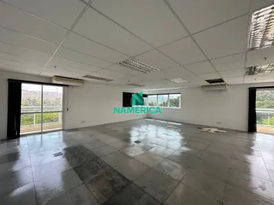 Sala Comercial para alugar, 131m² no Jardim Dom Bosco, São Paulo