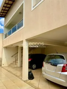 Casa com 5 Quartos à venda, 241m² no Nossa Senhora da Abadia, Uberaba